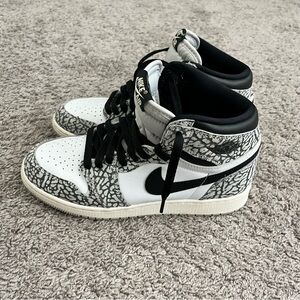 Jordan 1s size 6.5 big kids